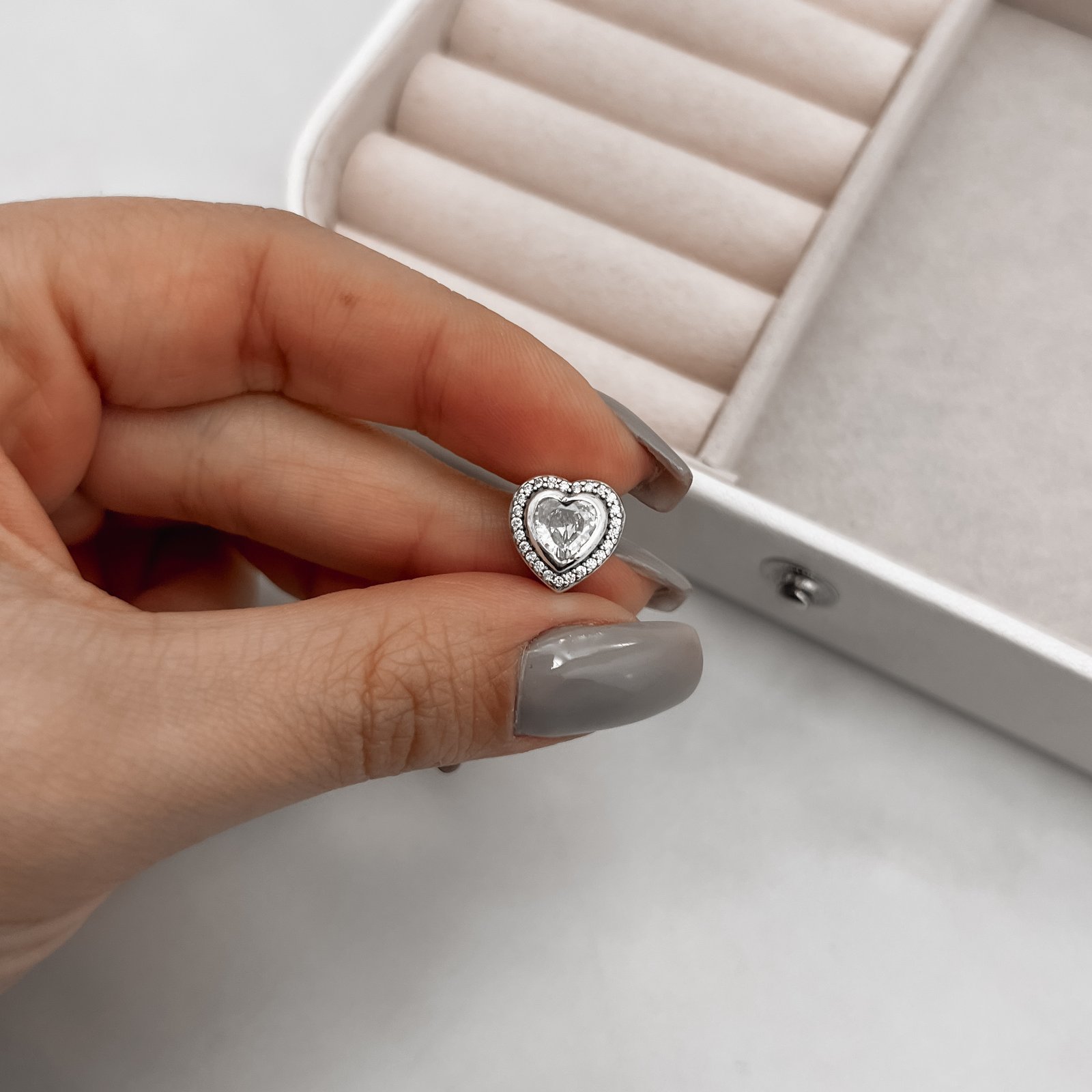 Berloque separador zircônia coração cristal com cravejado 11mm