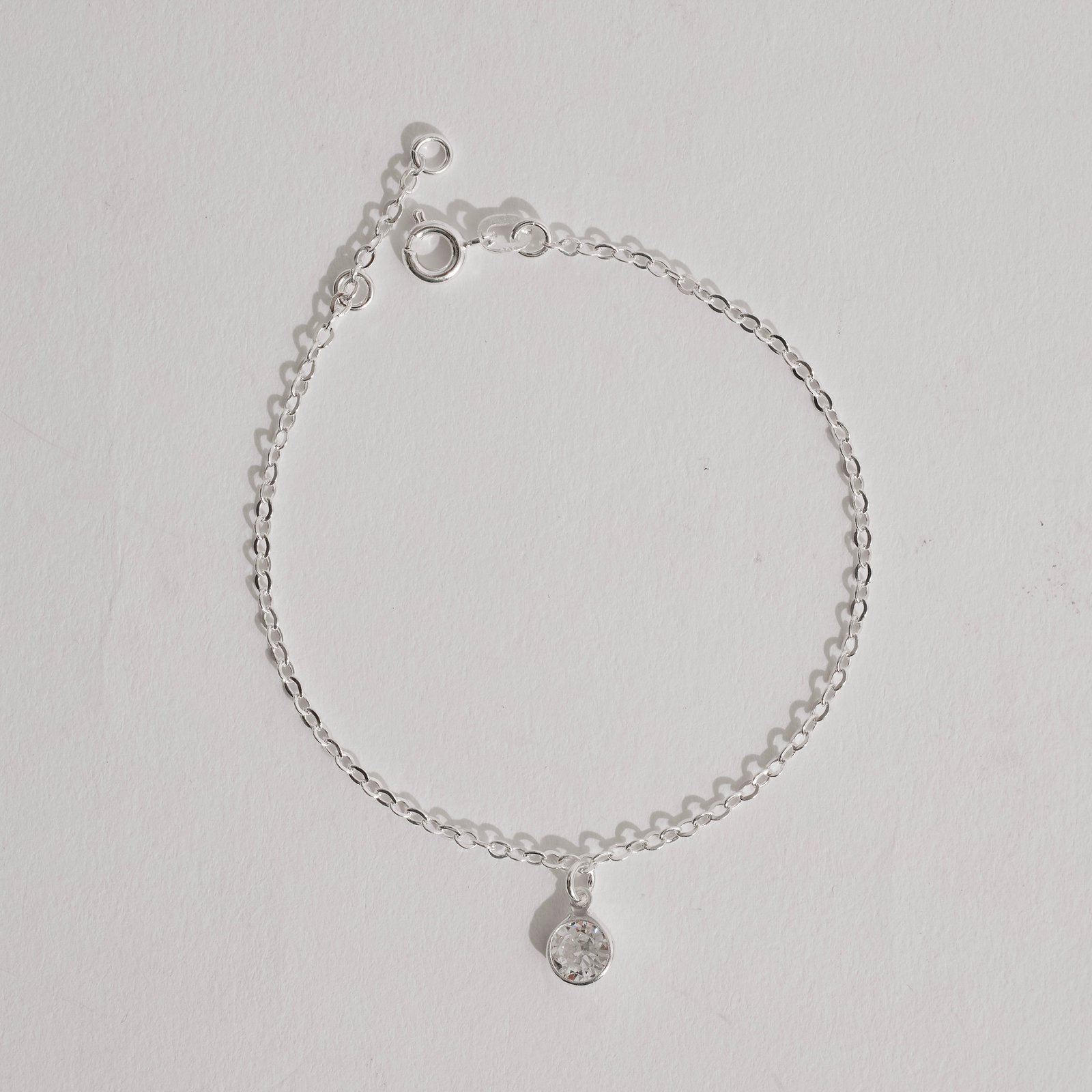 Pulseira pingente zircônia redonda 7mm 19cm