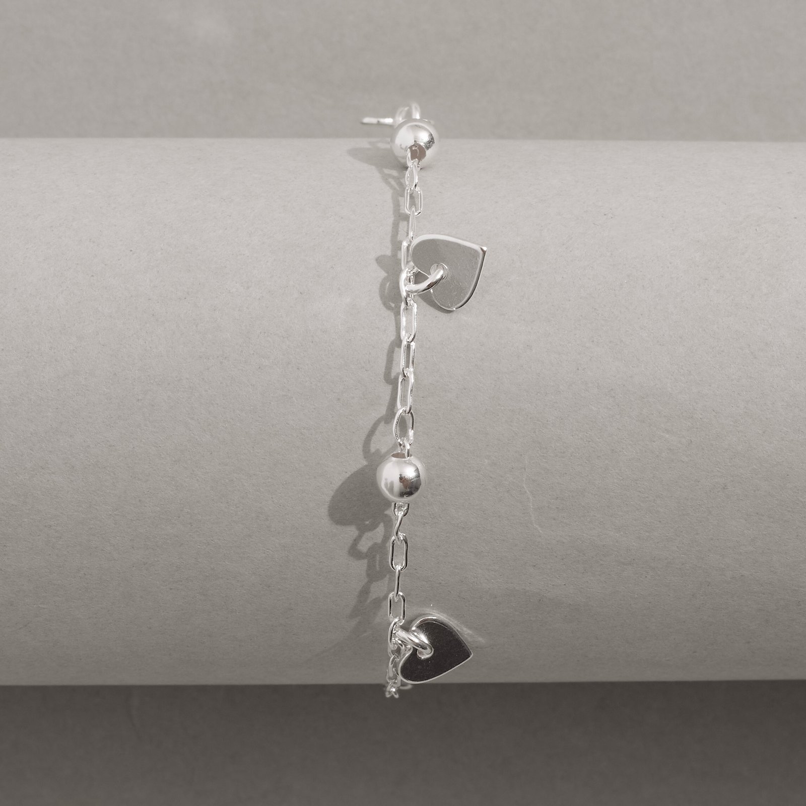 Pulseira infantil entremeio bolas 4mm pingente corações corrente cartier 15cm