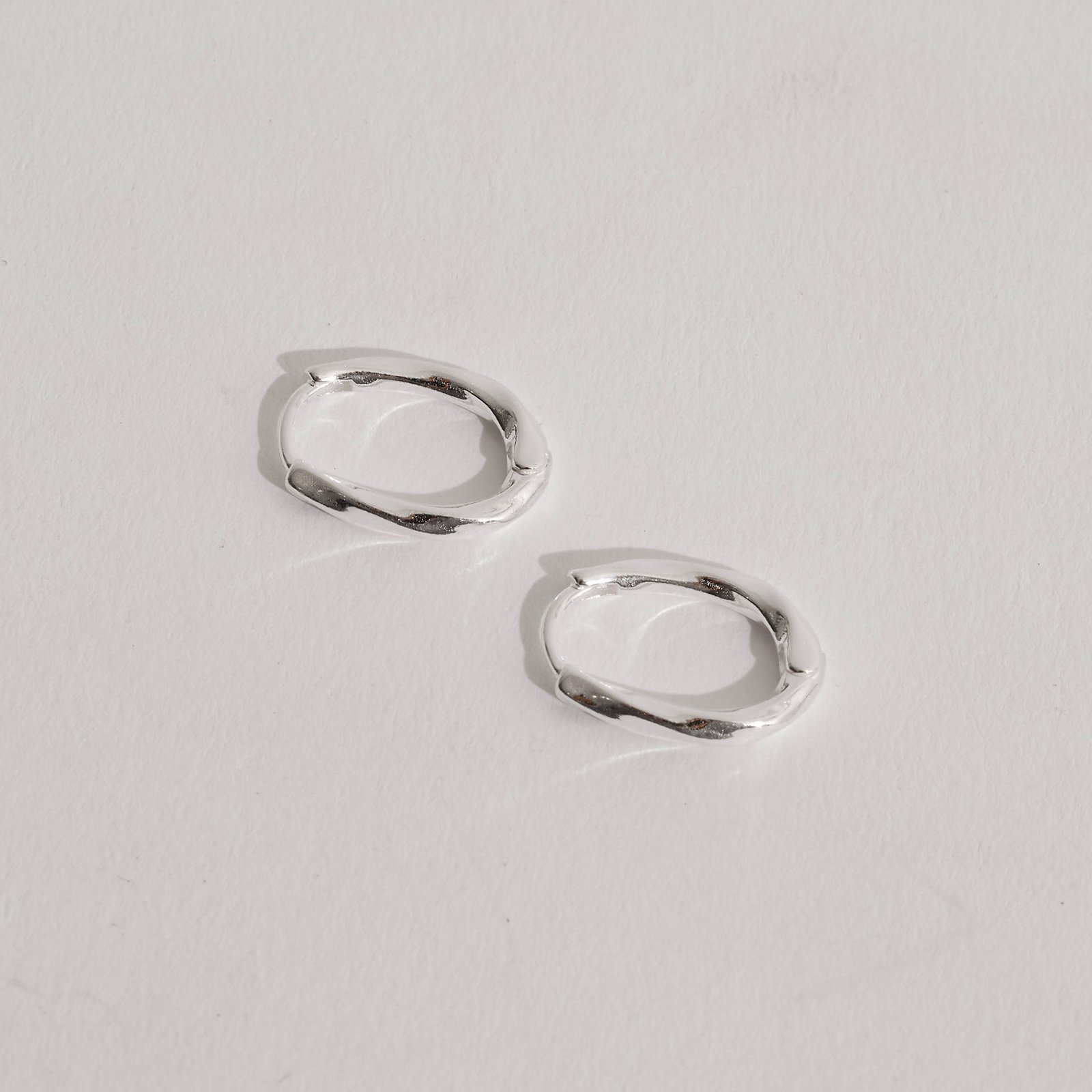 Argola click oval 15mm fio torcido