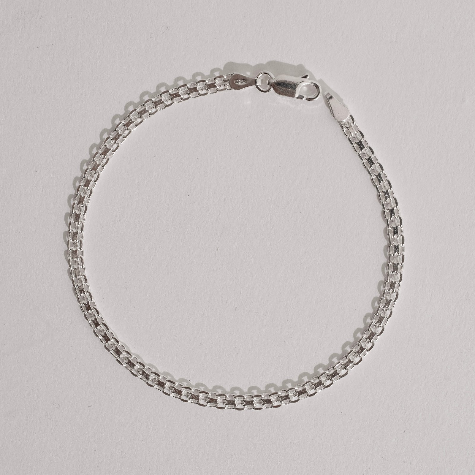 Pulseira corrente esteira cadeado 3.0 19cm