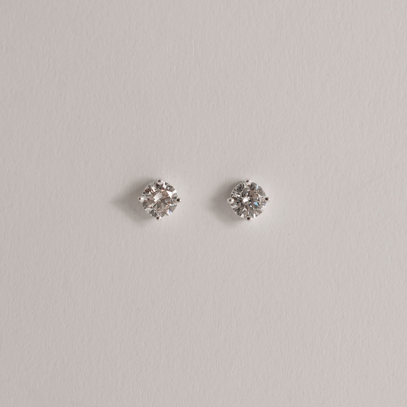 Conjunto brinco e colar zircônia redonda cristal 6mm 45cm
