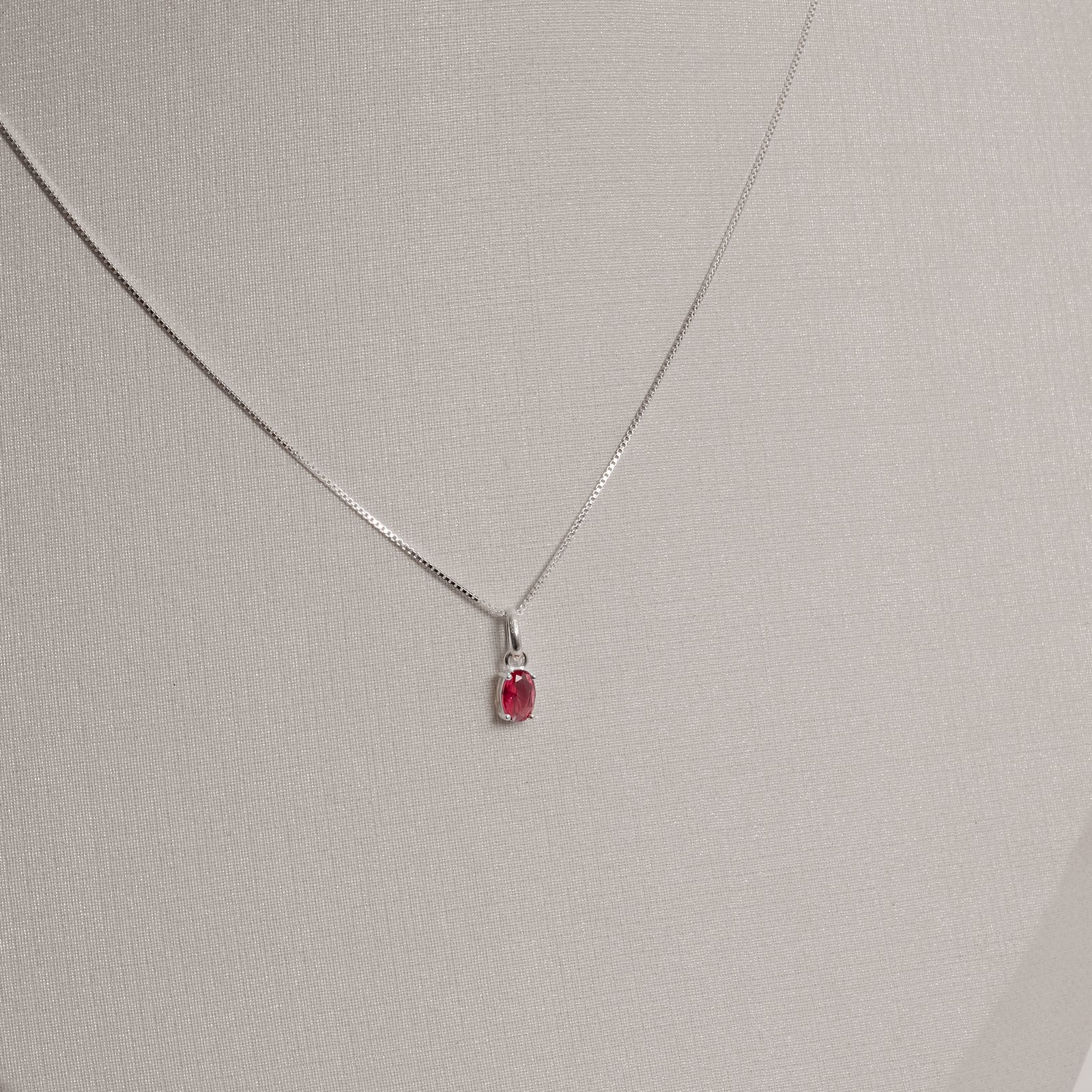 Conjunto brinco e colar zircônia oval rubi 6x4mm 45cm