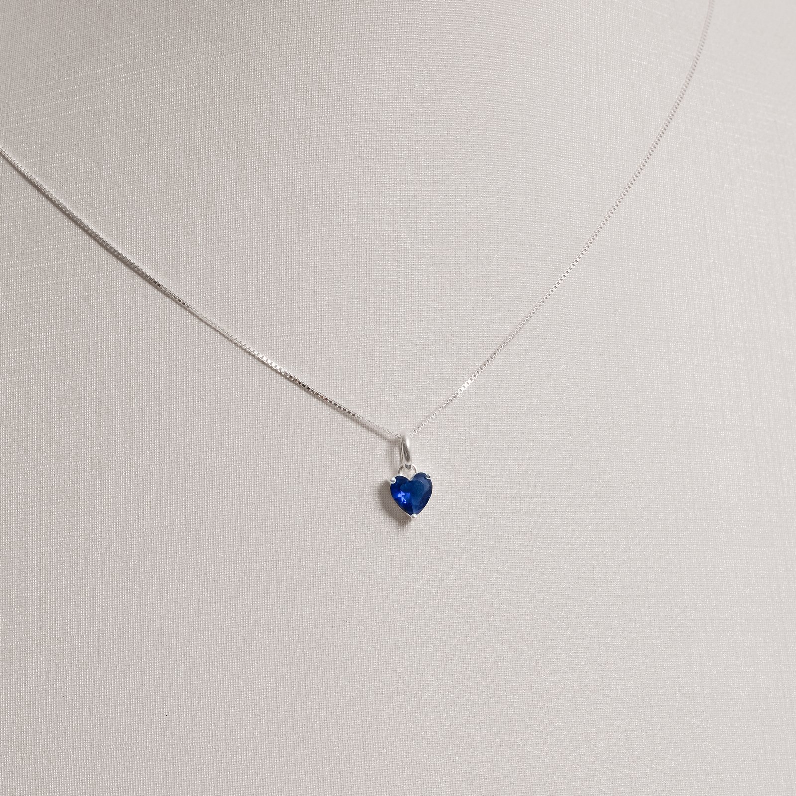 Conjunto brinco e colar zircônia coração azul 6mm 45cm