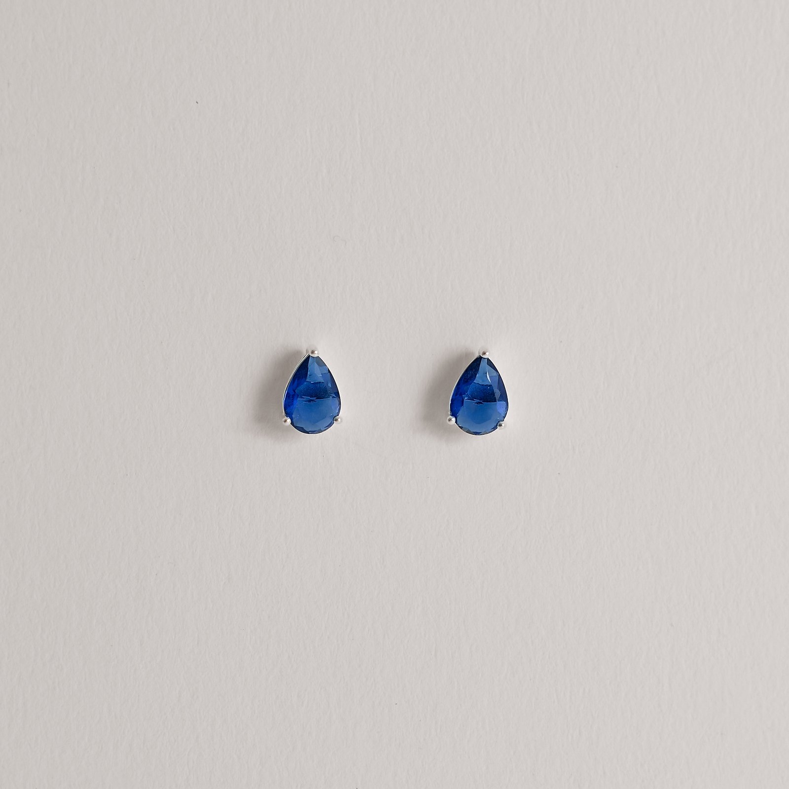 Conjunto brinco e colar zircônia gota azul 7x5mm 45cm