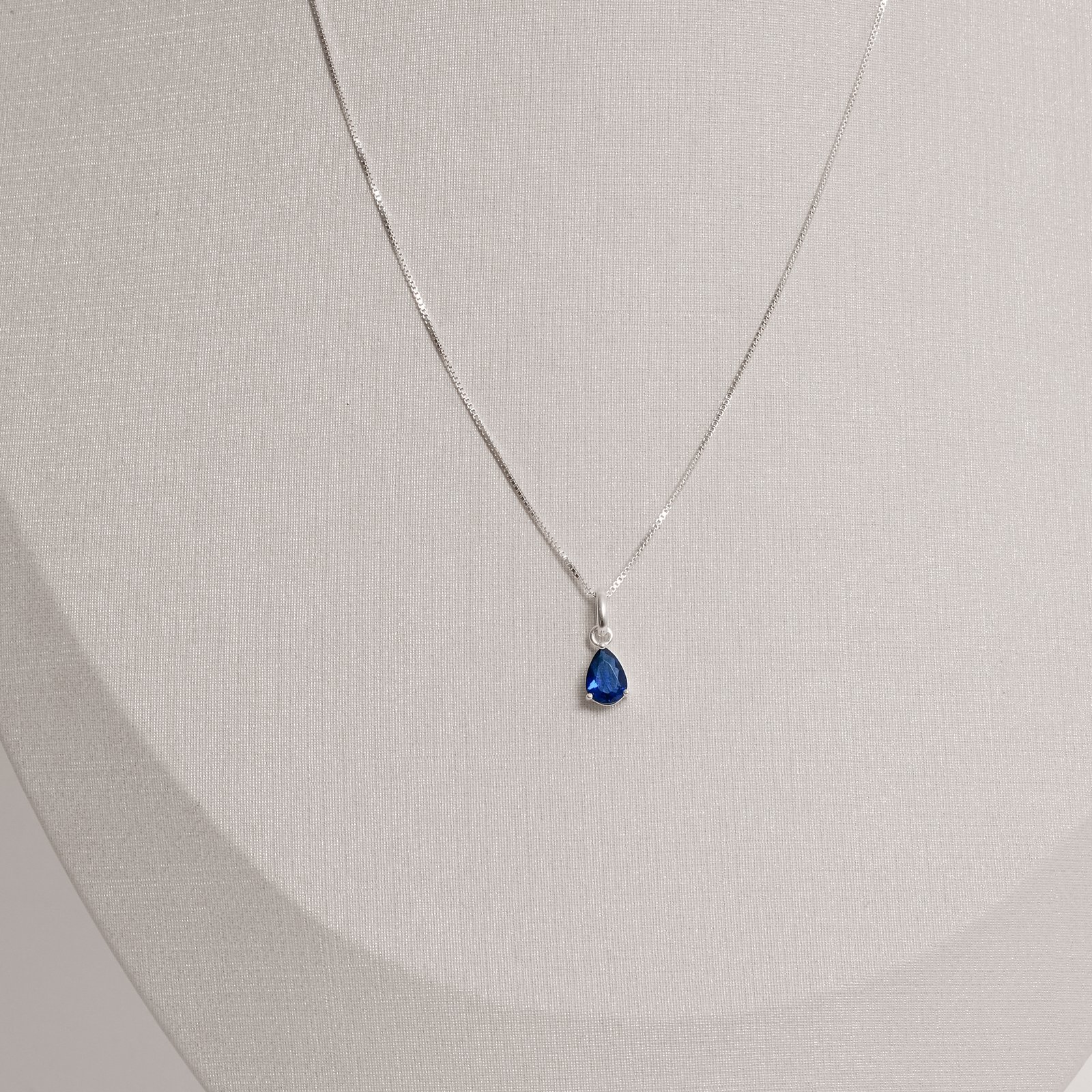 Conjunto brinco e colar zircônia gota azul 7x5mm 45cm
