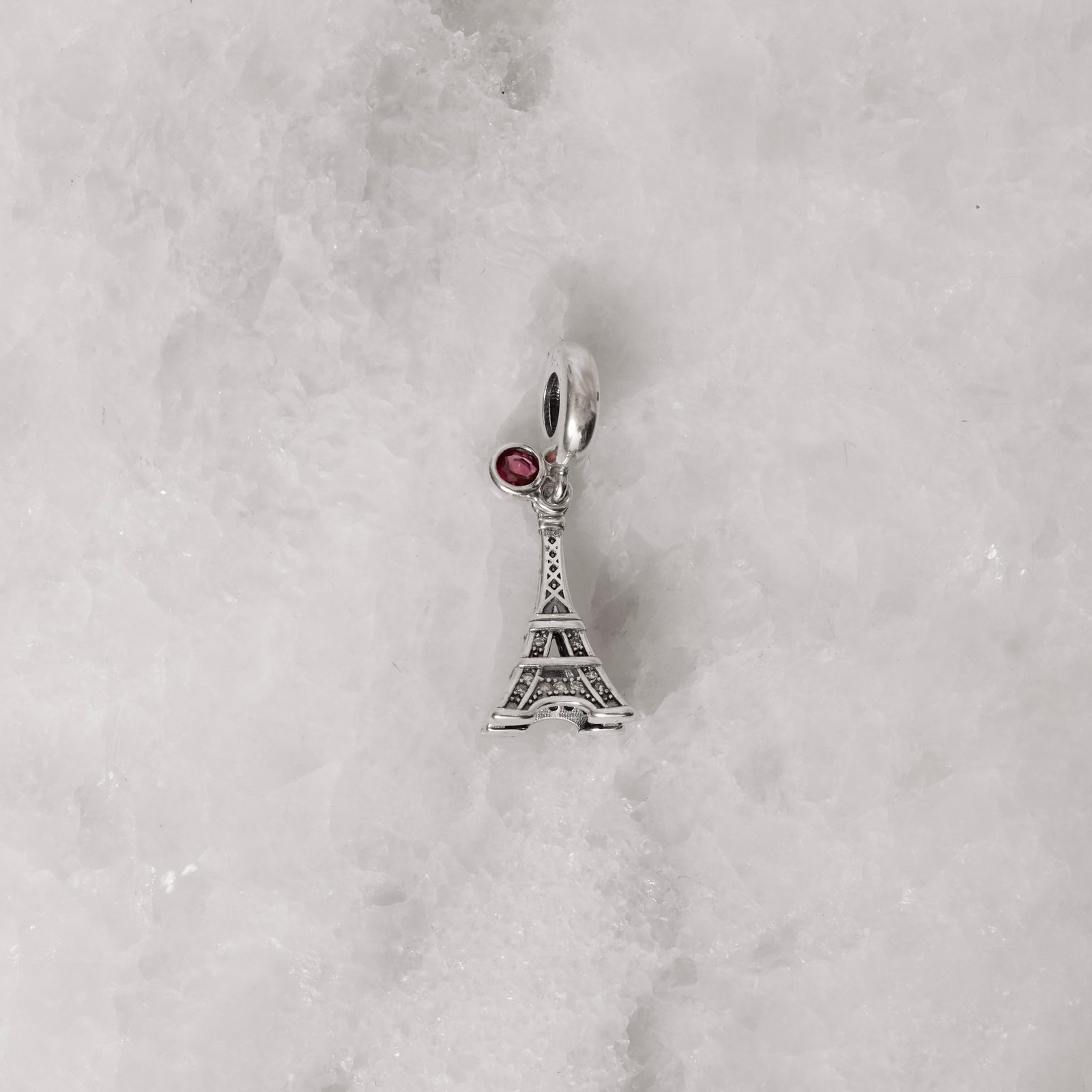 Berloque pingentes torre Eiffel com cravejado e zircônia vinho
