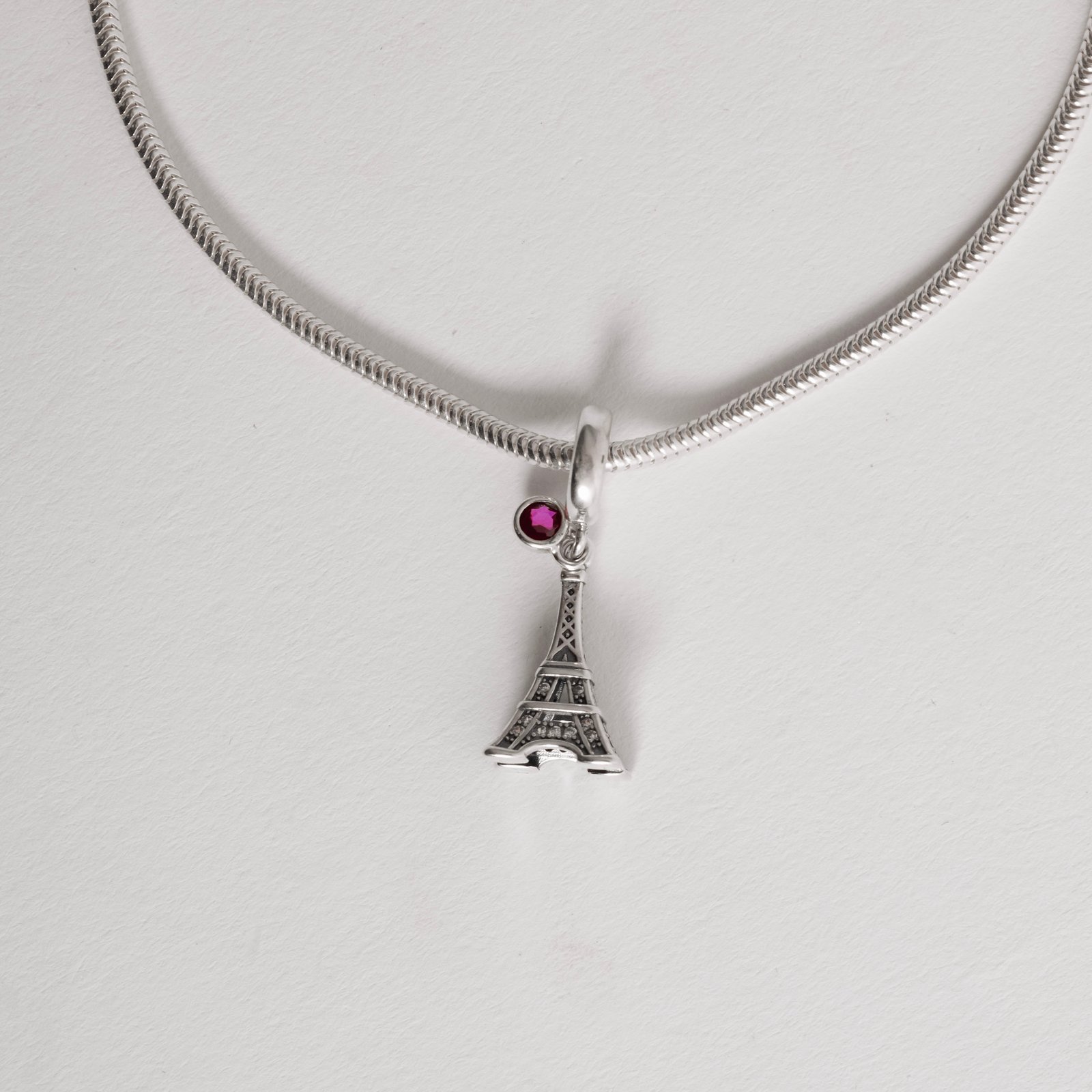 Berloque pingentes torre Eiffel com cravejado e zircônia vinho