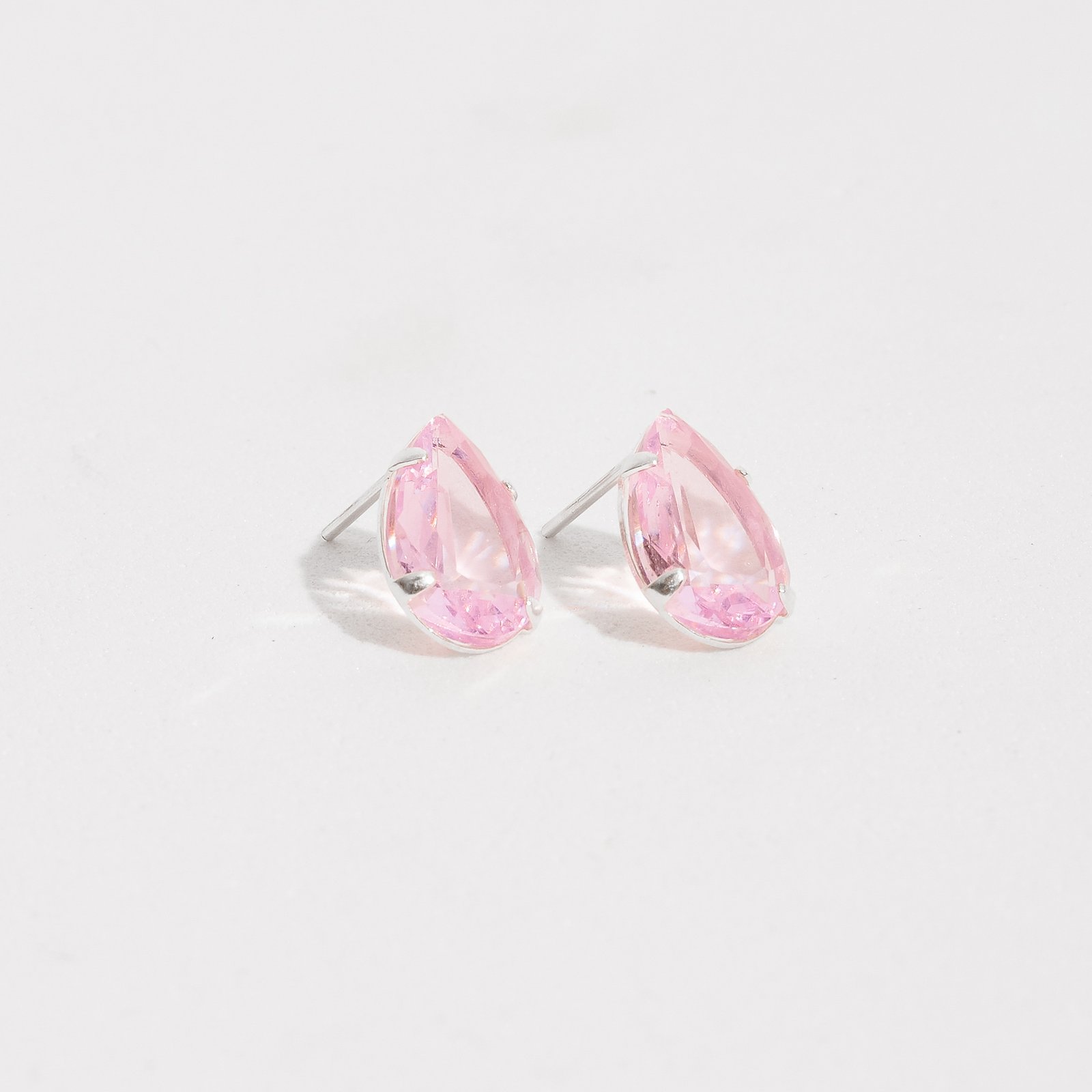 Brinco zircônia gota rosa 12mm