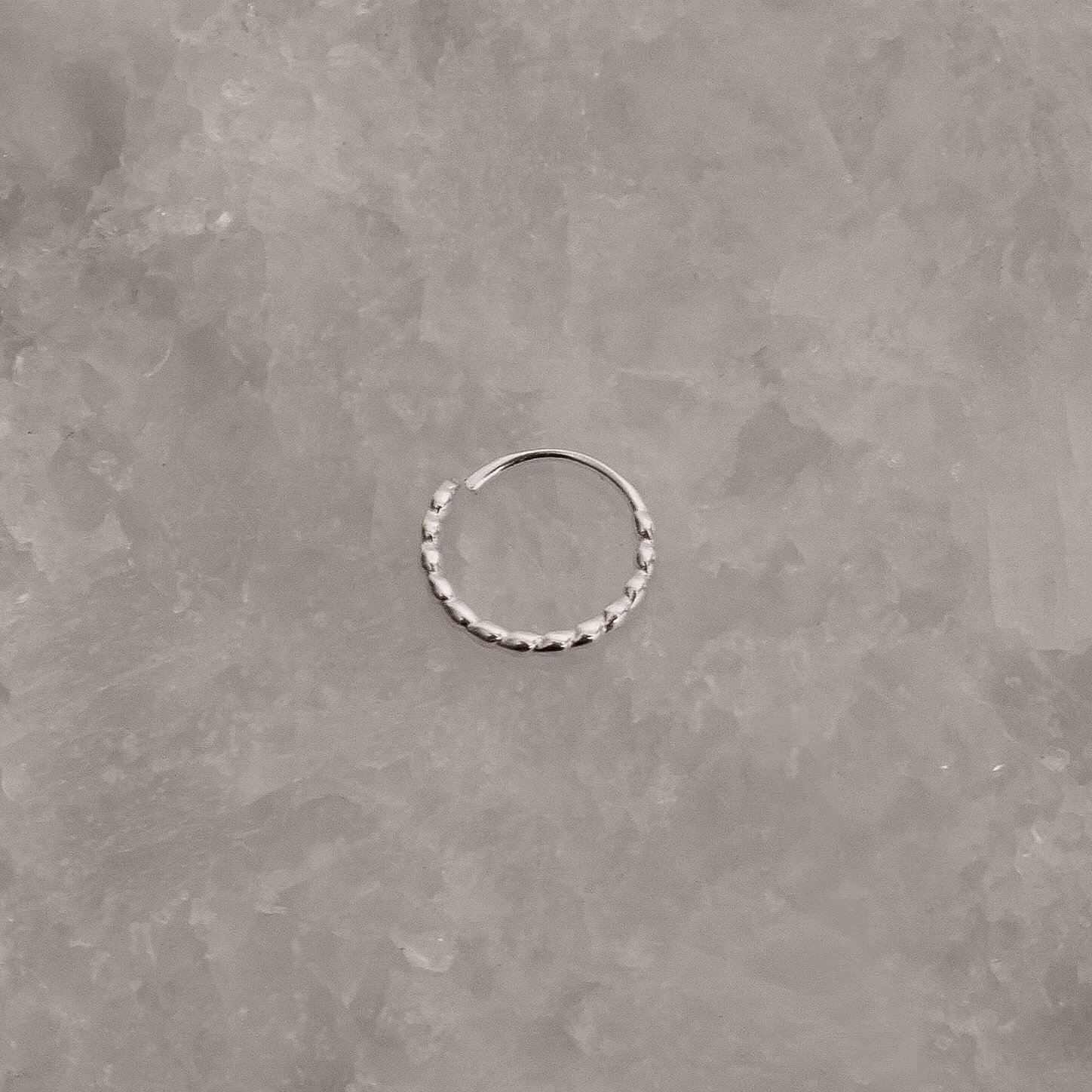 Piercing nariz argola azeitonas 9mm