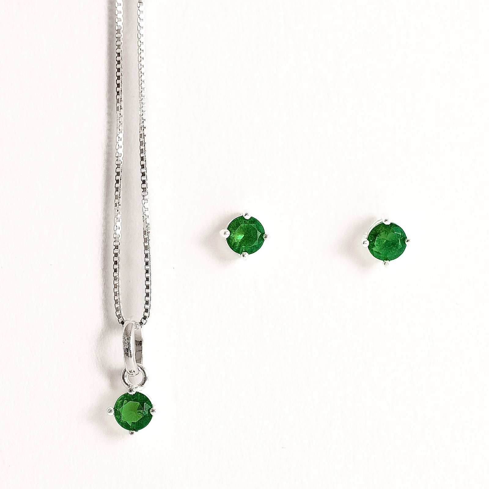 Conjunto brinco e colar zircônia redonda esmeralda 4mm 40cm