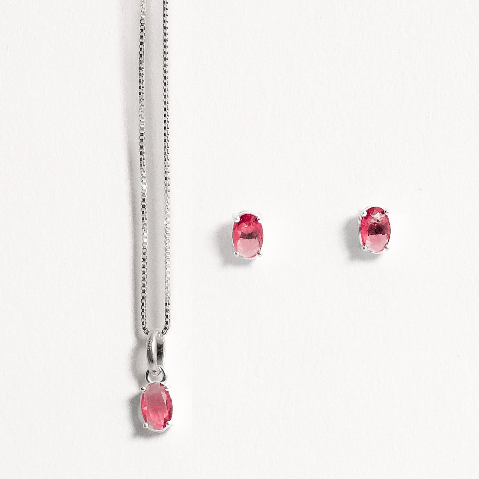 Conjunto brinco e colar zircônia oval rubi 6x4mm 45cm