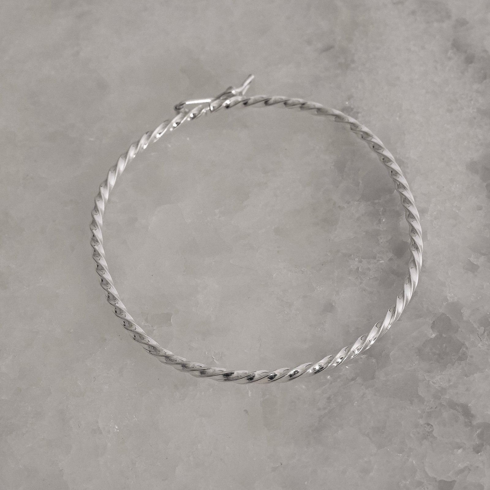 Bracelete infantil 2.1 fio torcido