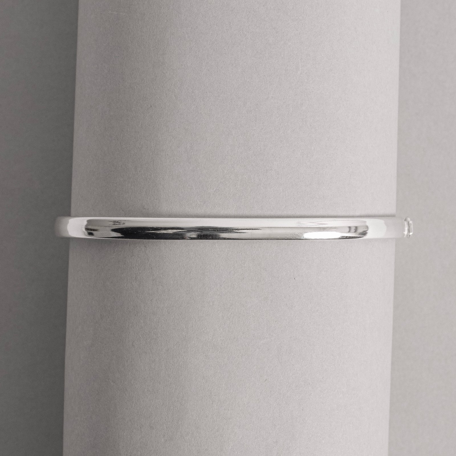 Bracelete 4mm fio meia cana