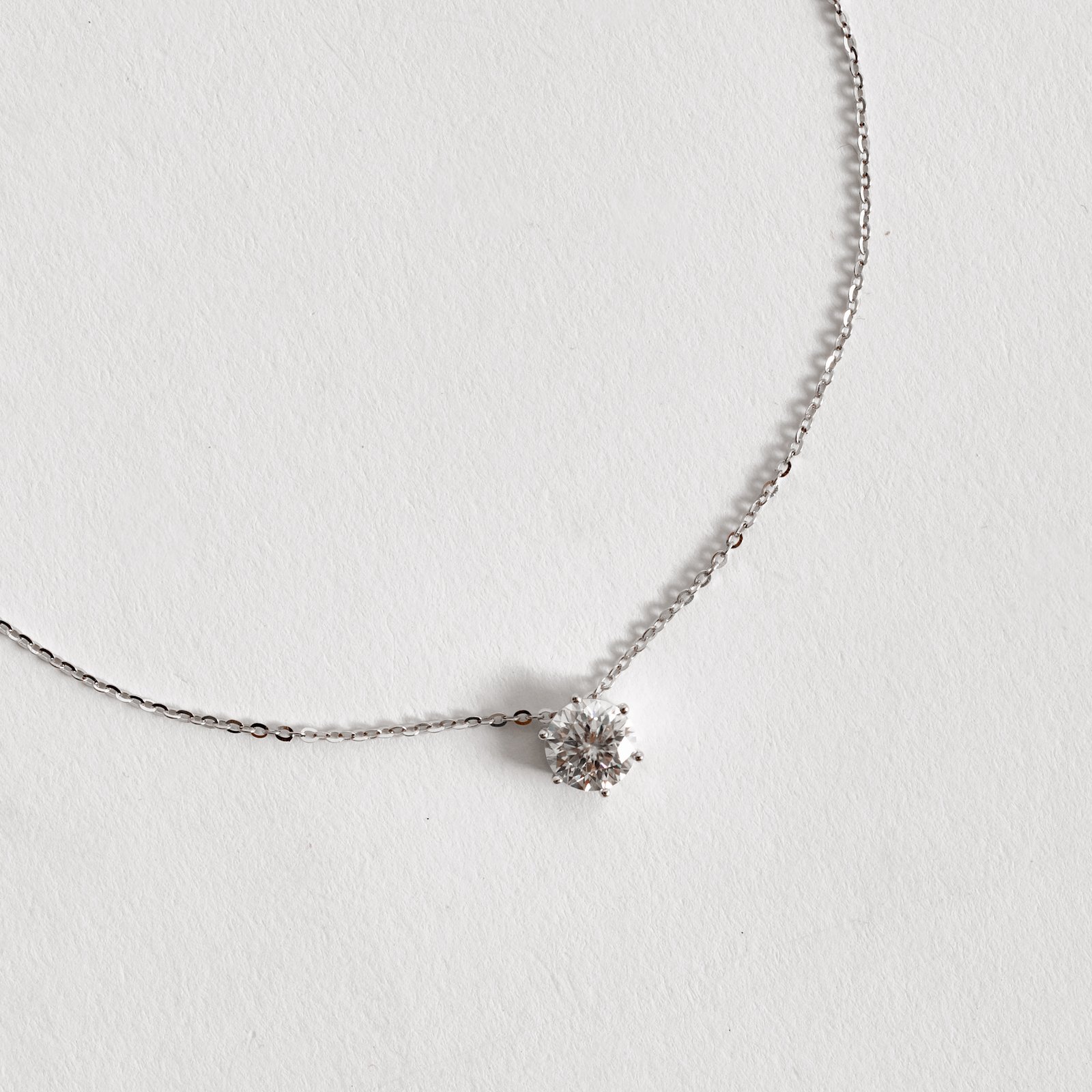 Colar pingente moissanite cristal 6.5mm corrente cadeadinho 45cm ródio