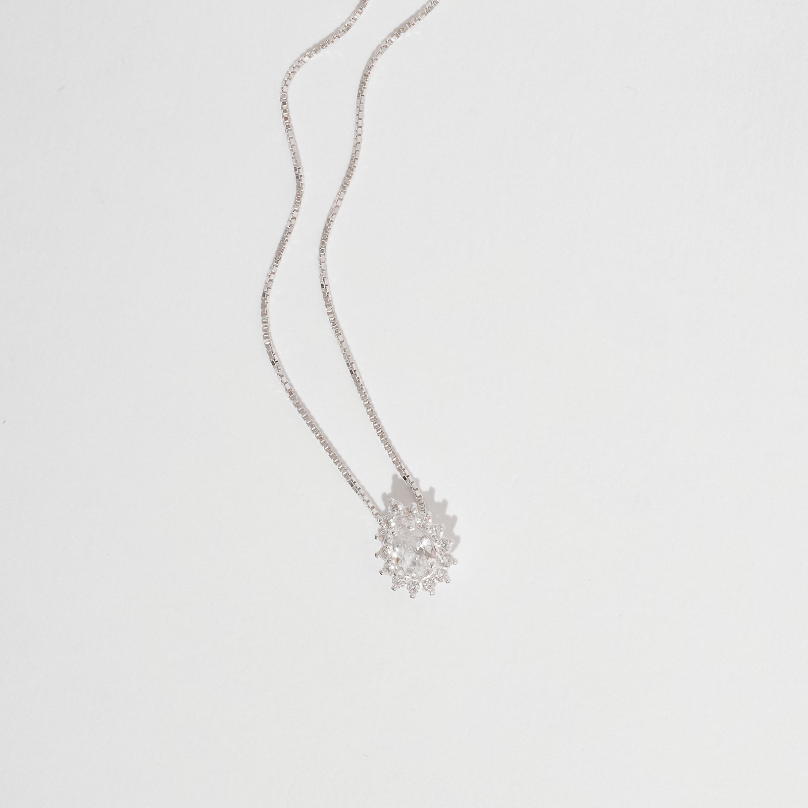 Colar zircônia gota com cravejado 10mm 45cm