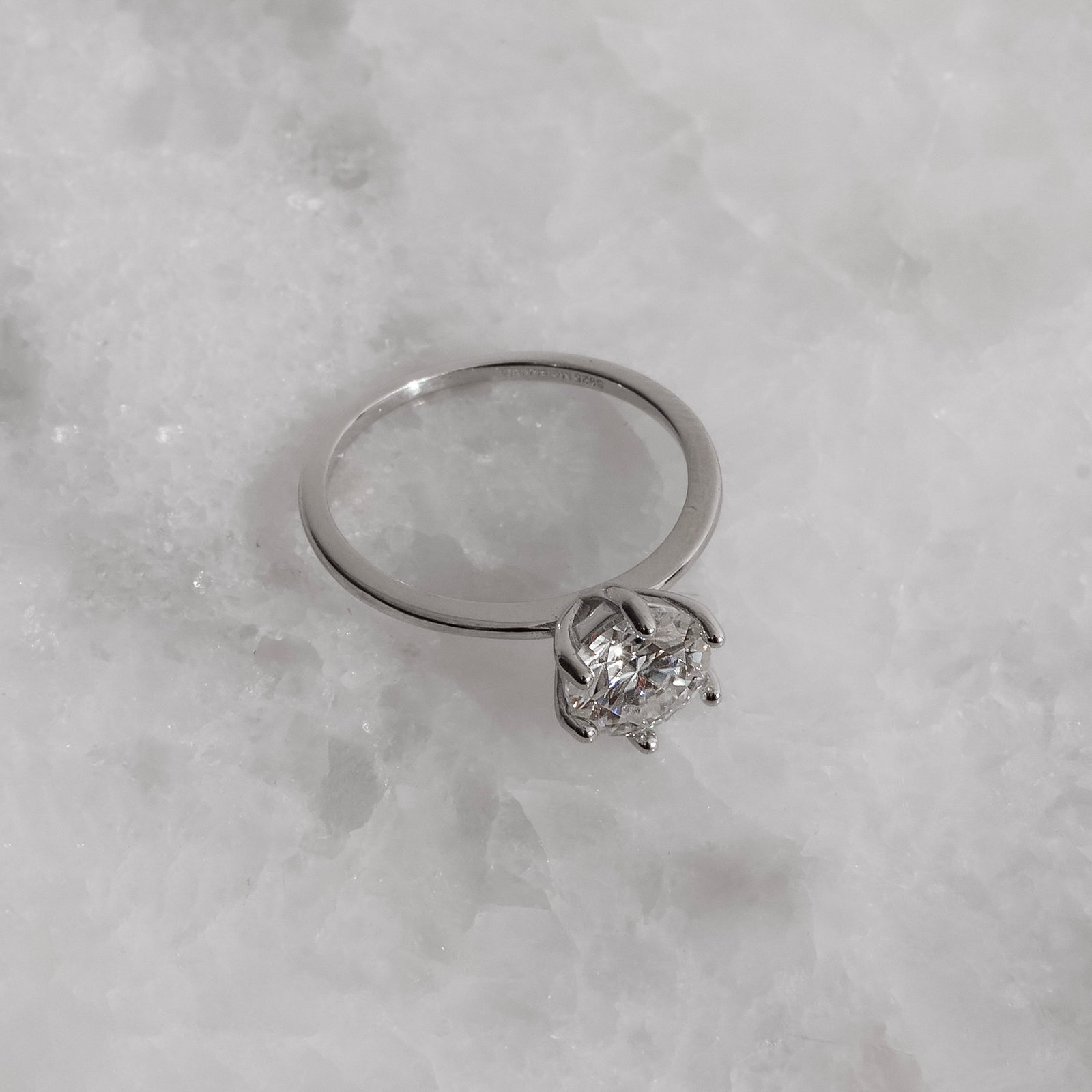 Anel solitário moissanite cristal 7mm ródio