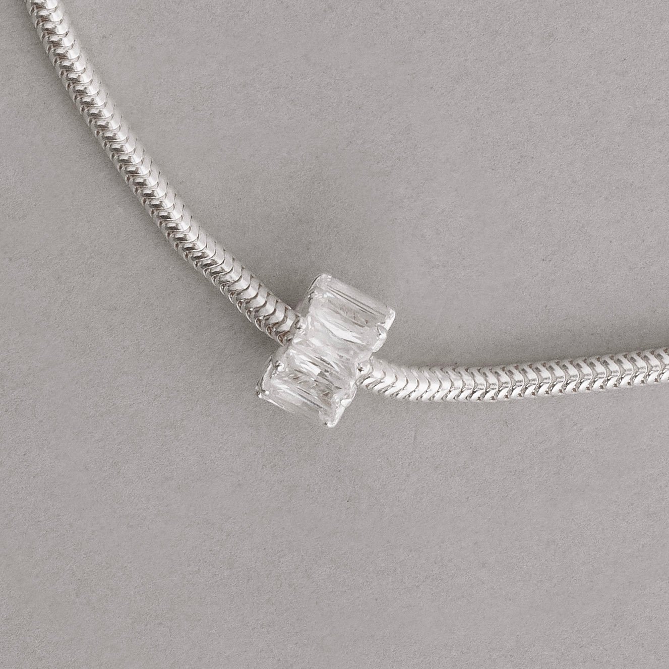 Berloque separador zircônias retangulares cristal 9mm