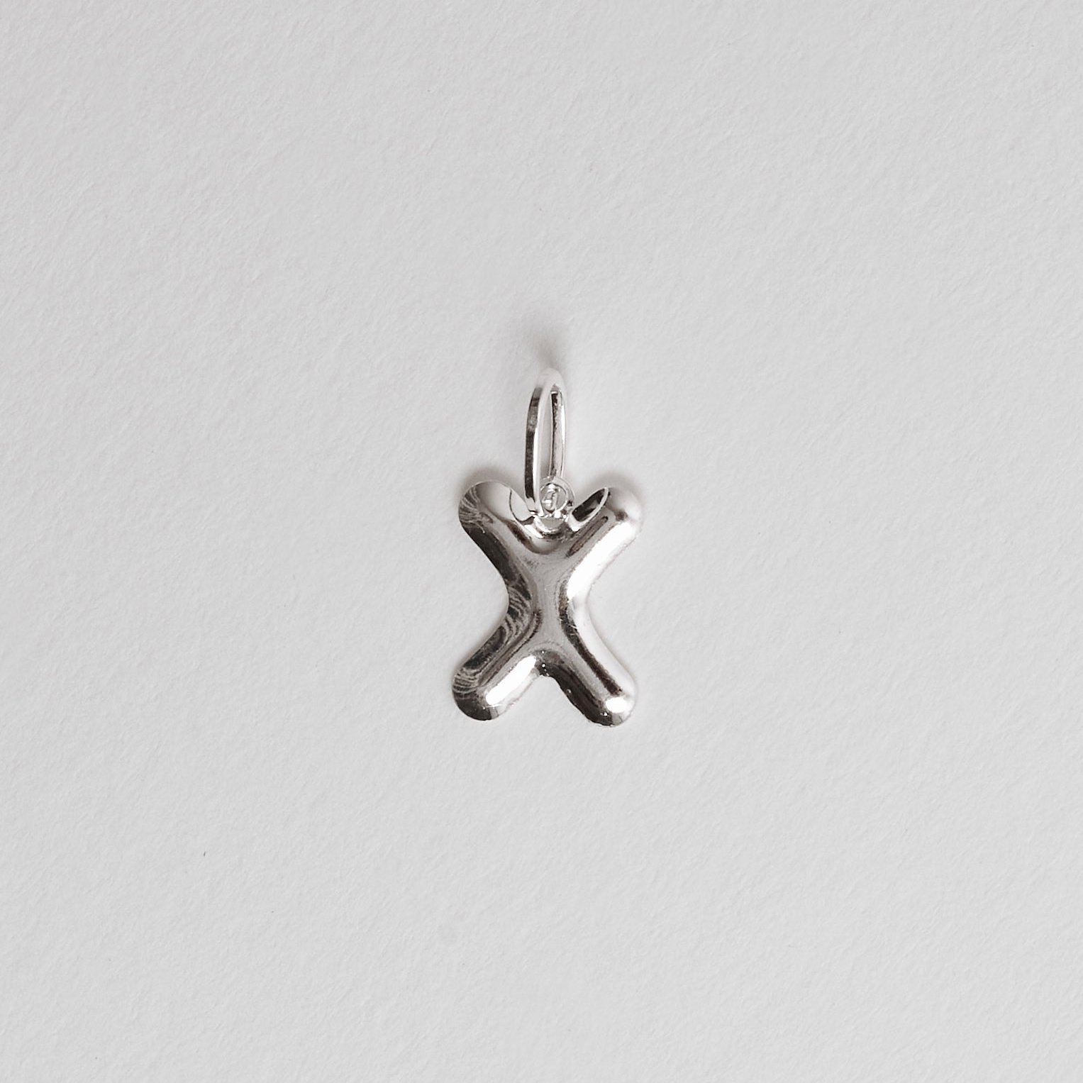 Pingente letra X 15mm