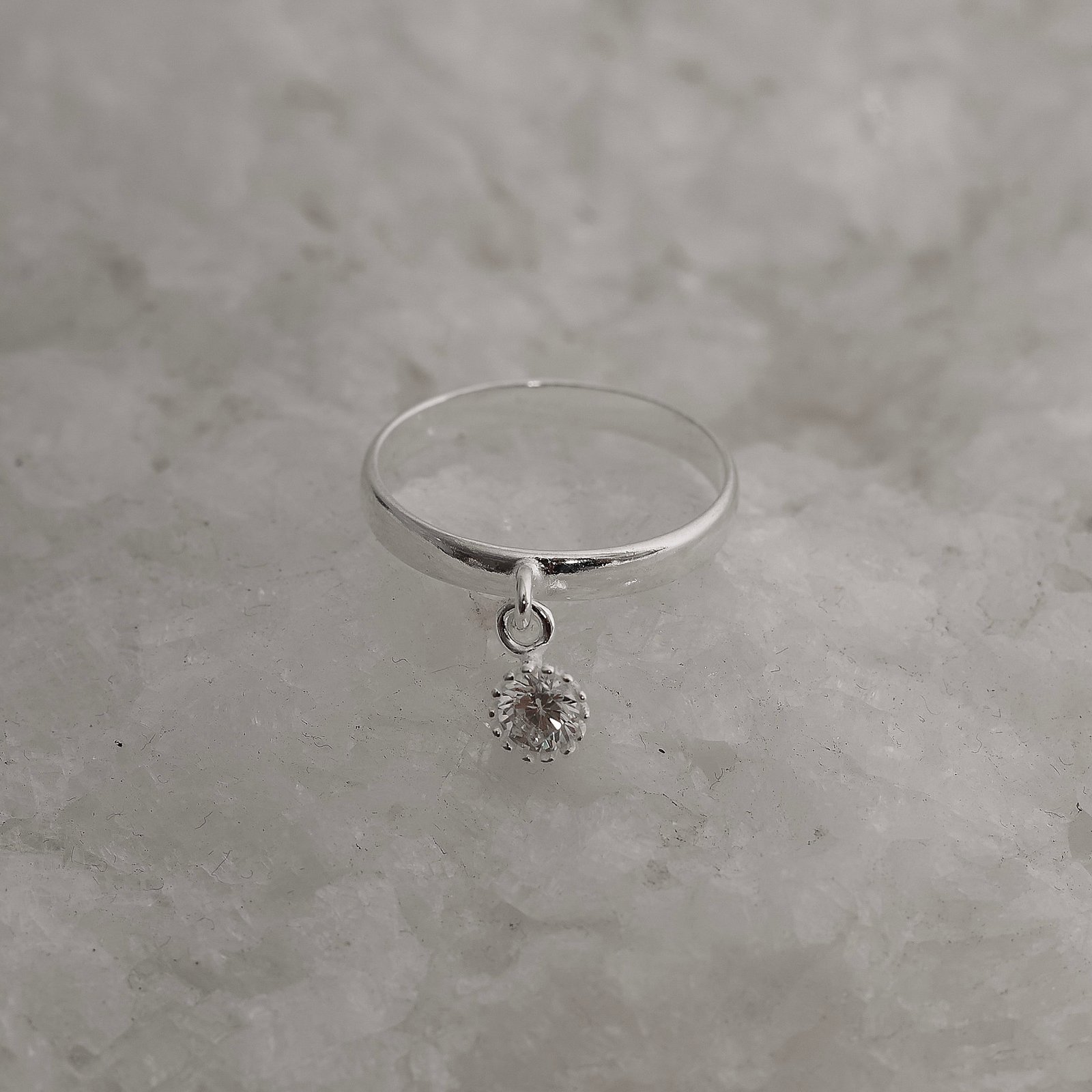 Anel pingente zircônia 4mm