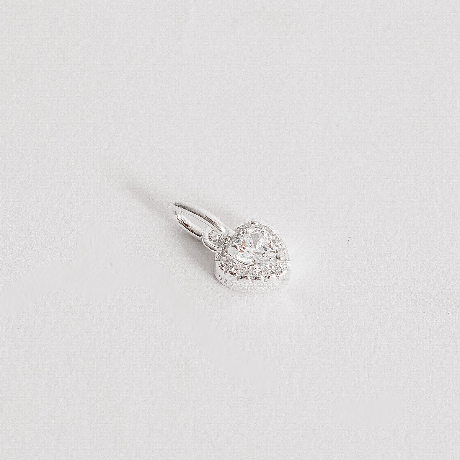 Pingente zircônia coração com cravejado cristal 7mm