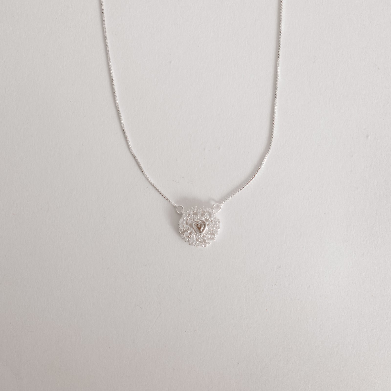 Colar medalha zircônia coração com cravejado 14mm v15 45cm