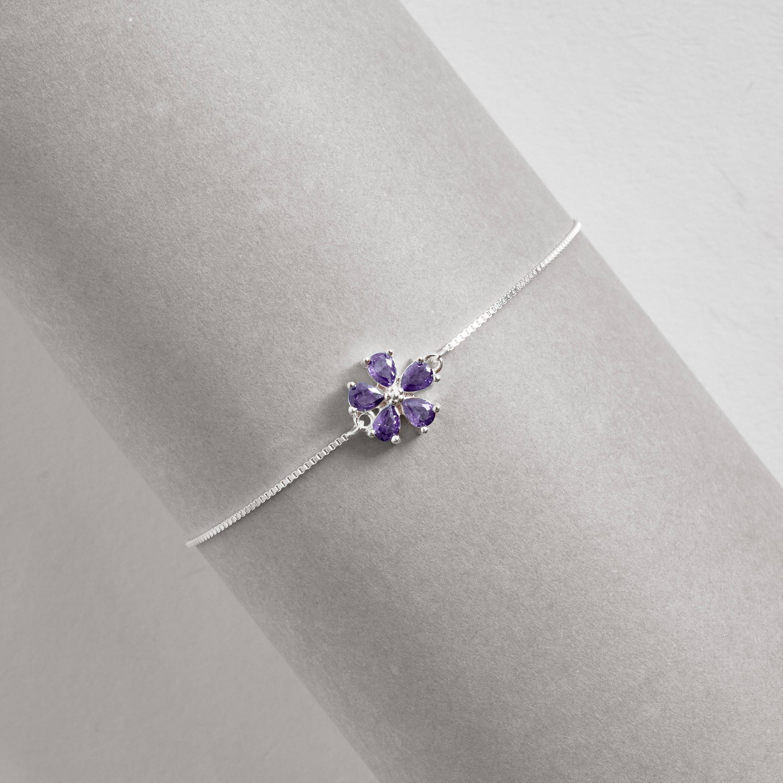 Pulseira entremeio flor cravejada ametista 11mm 16+4cm