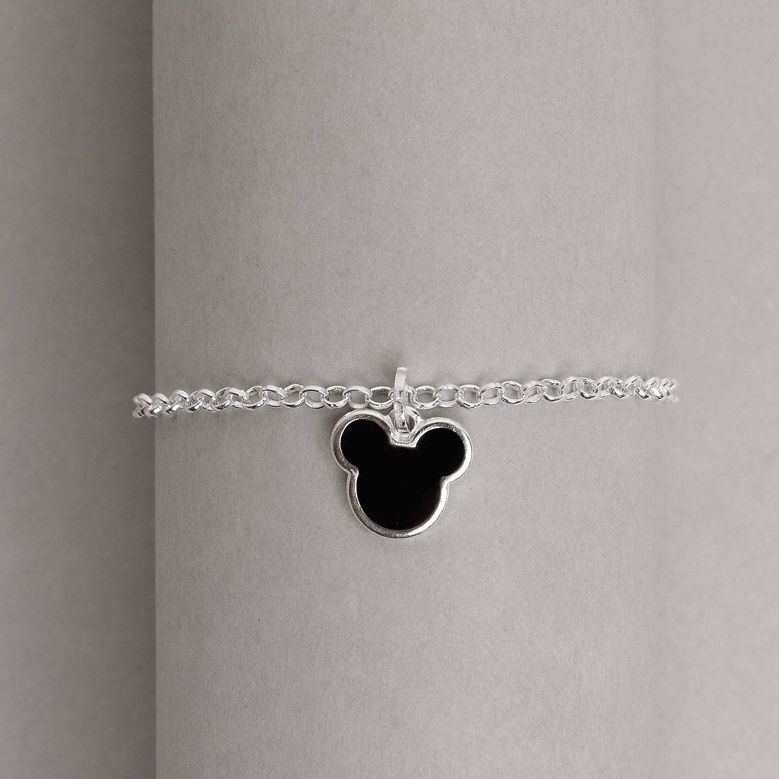 Pulseira infantil pingente Mickey 8mm resina
