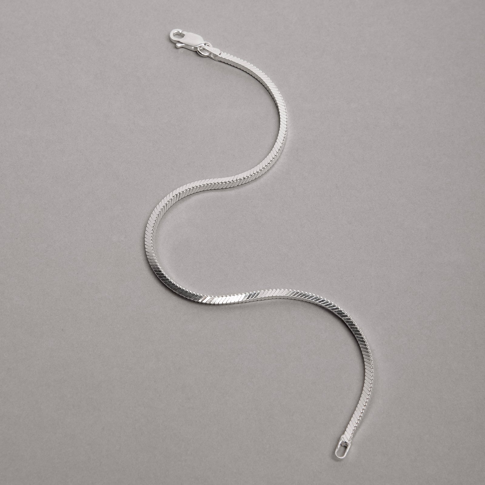 Pulseira corrente rabo de rato fio quadrado 1.8