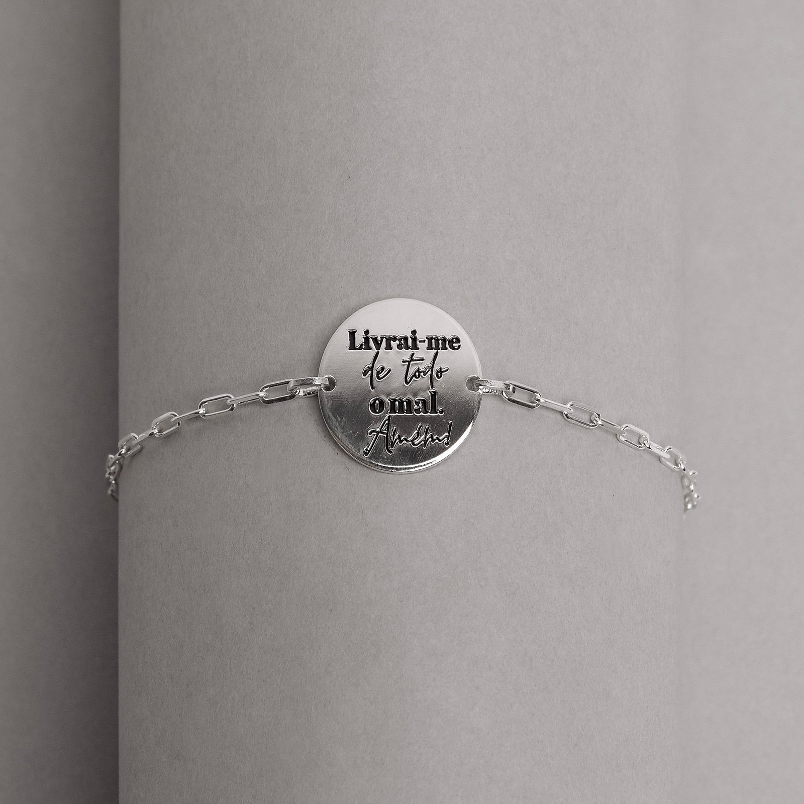 Pulseira entremeio medalha livrai-me de todo o mal Amém 15mm envelhecido corrente cartier