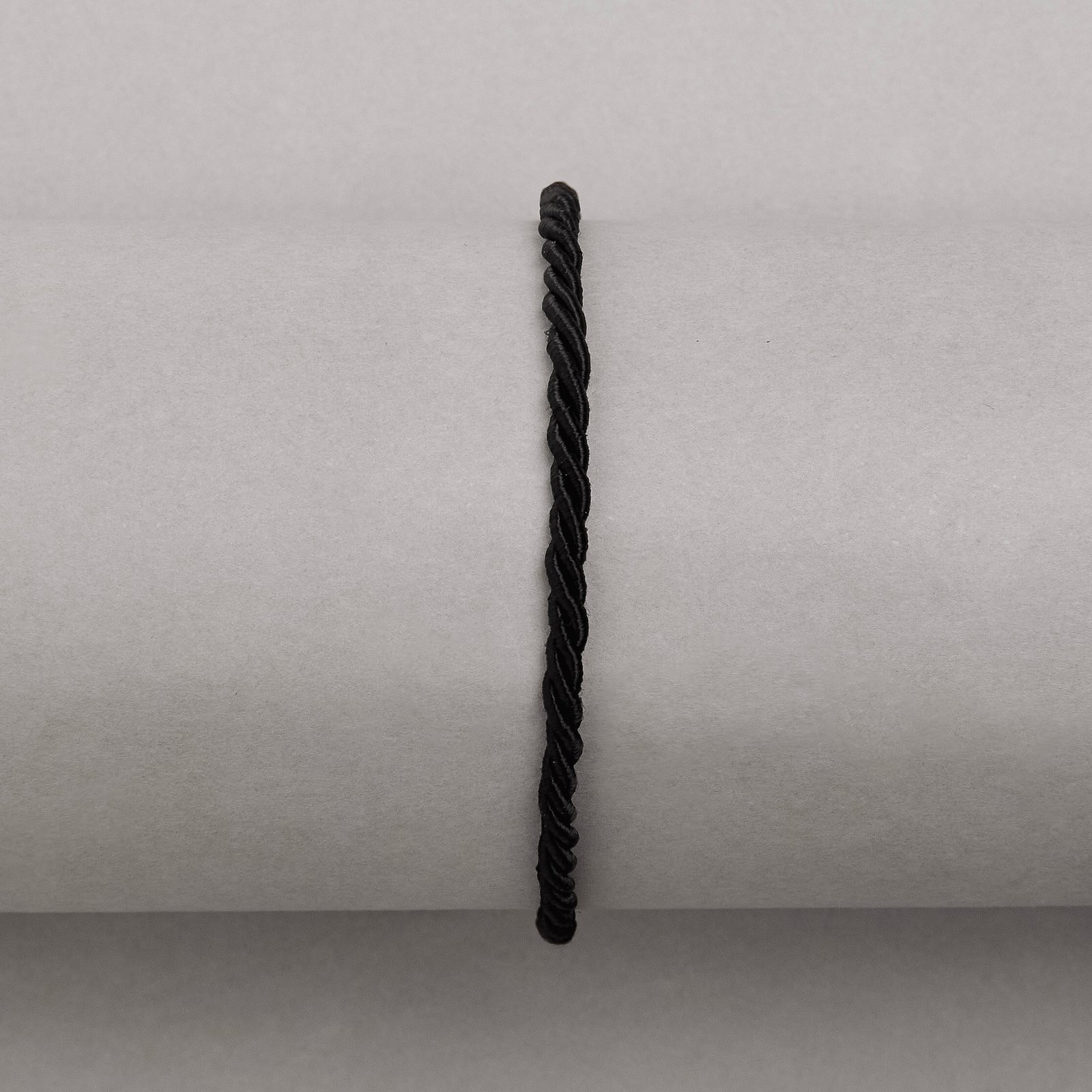 Pulseira cordão trançado preto 2mm 16cm com alongadora