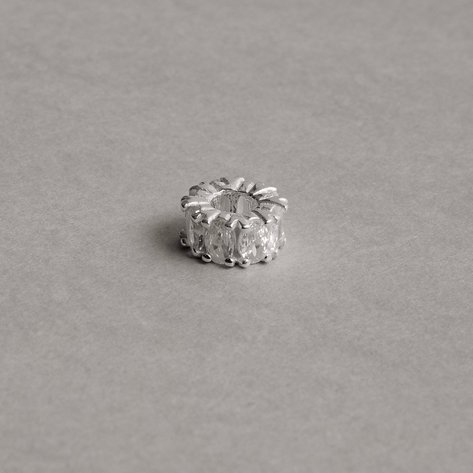 Berloque separador zircônias ovais cristal 11mm