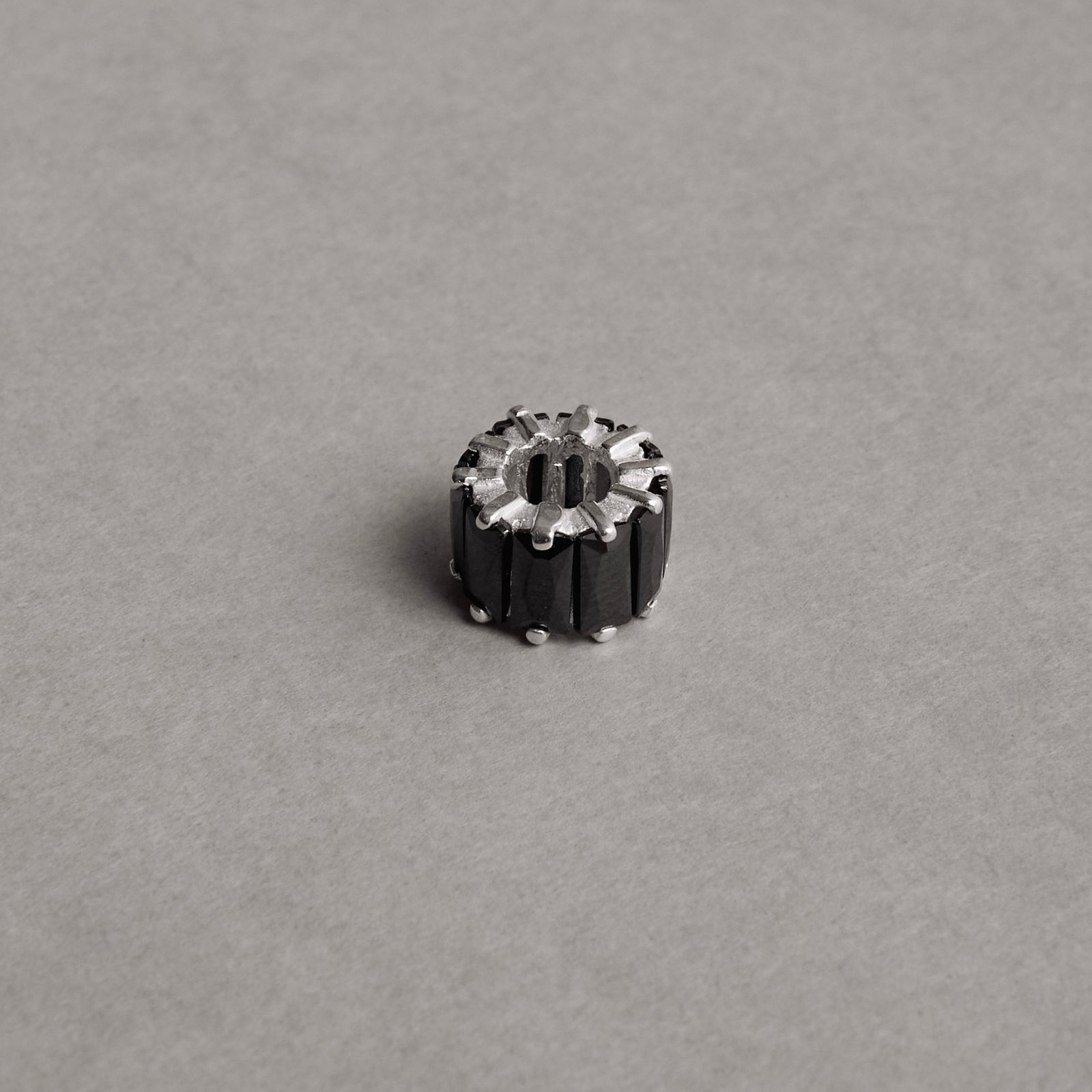 Berloque separador zircônias retangulares ônix 9mm
