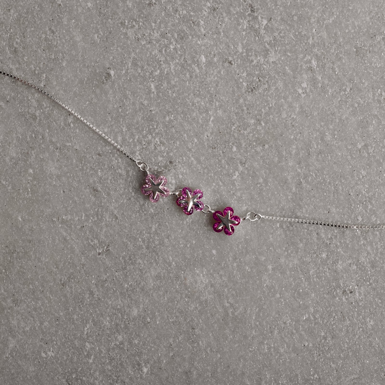 Colar entremeio estrelas cravejadas rosa 25mm v15 40+5cm