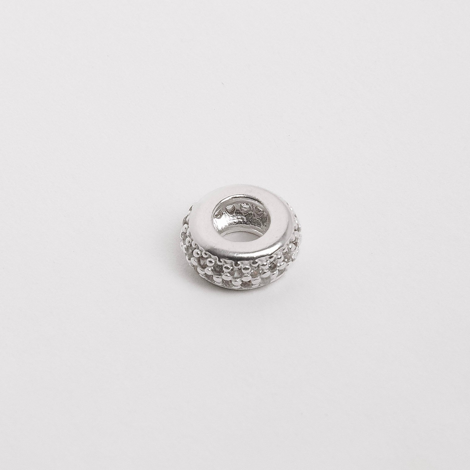 Berloque separador cravejado duplo 10mm