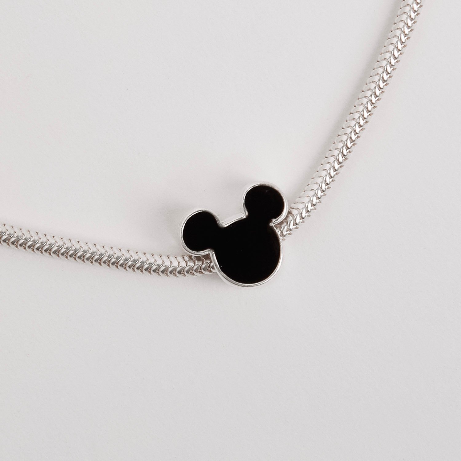 Berloque separador Mickey 12mm resina