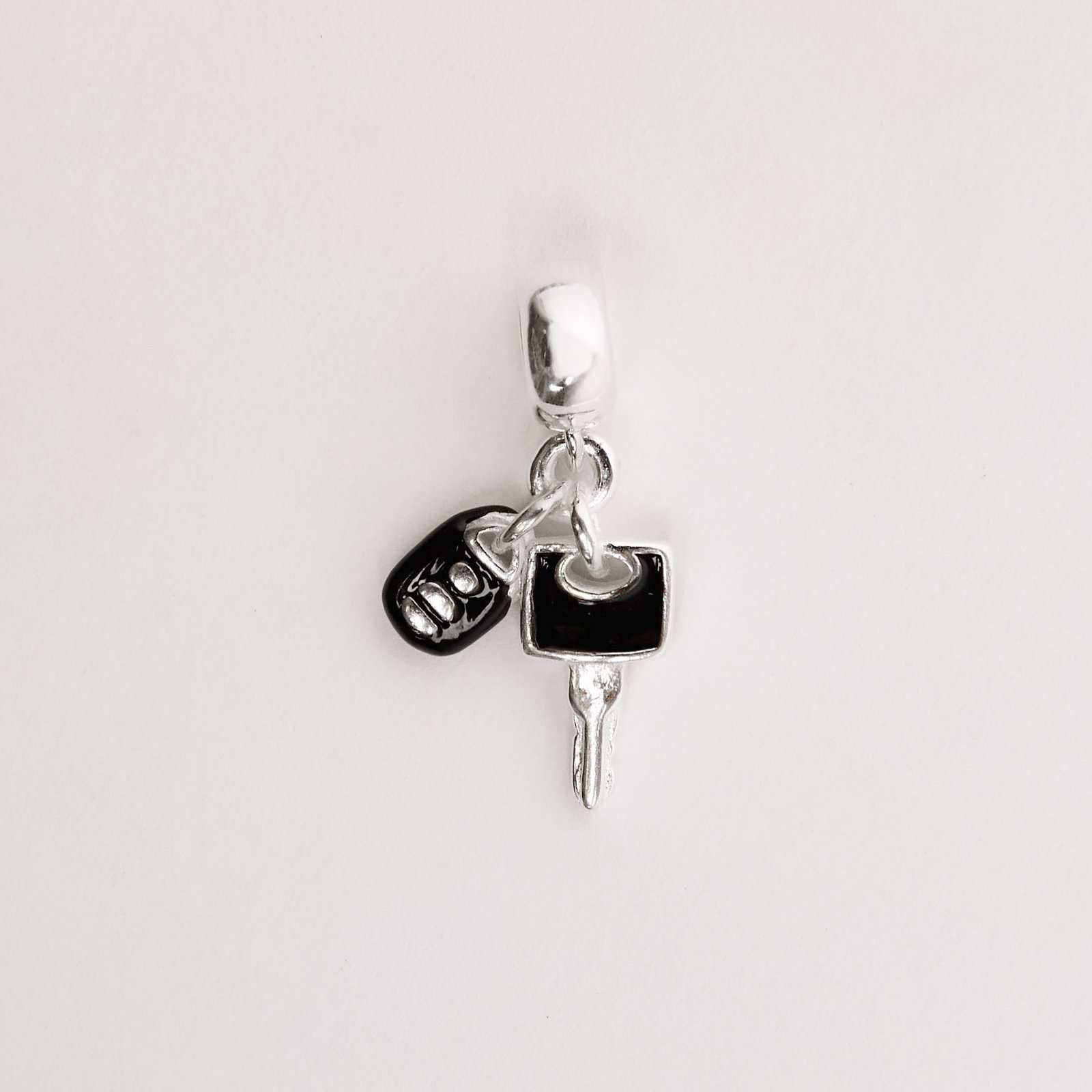 Berloque pingente chave de carro 13mm resina