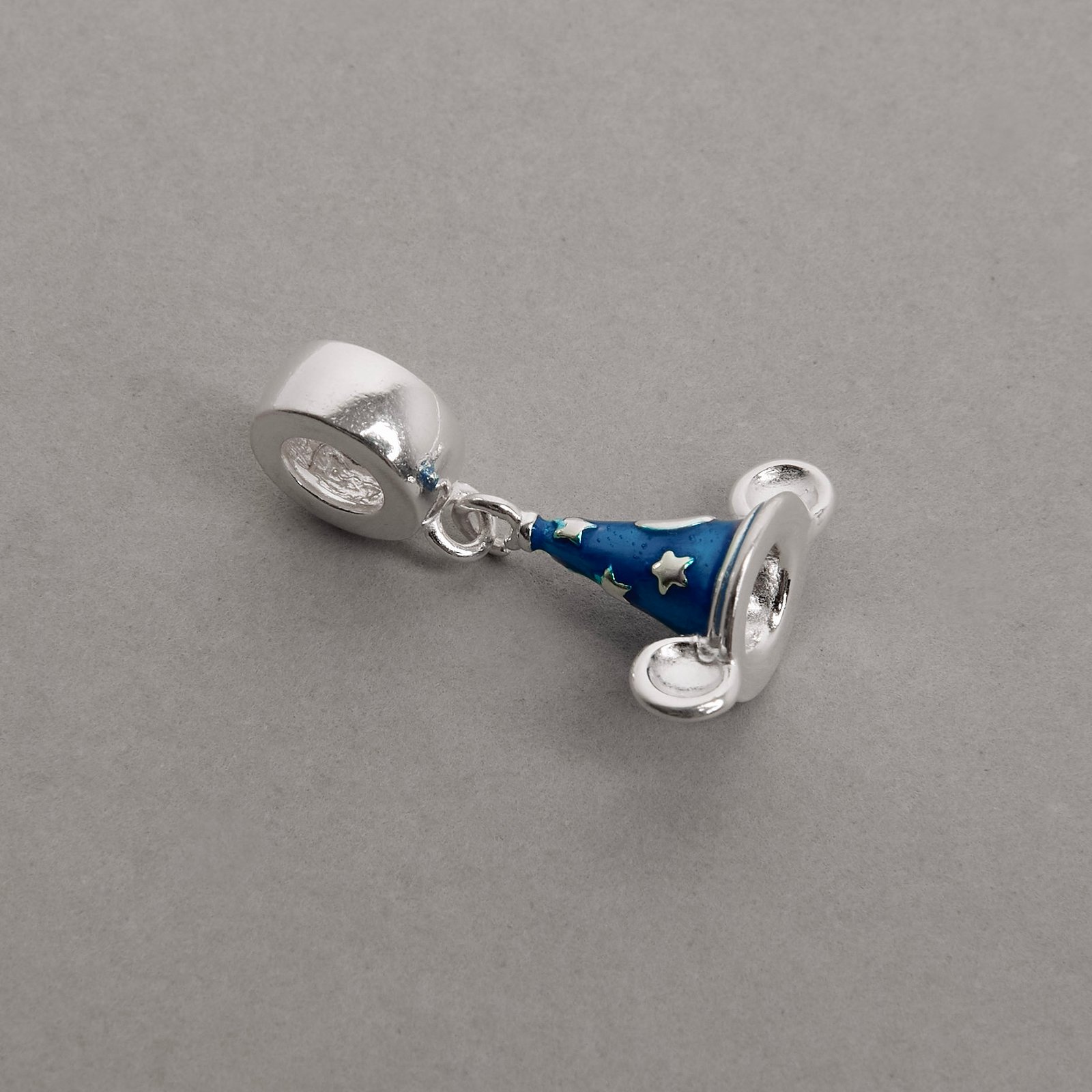 Berloque pingente chapéu Mickey 17mm resina