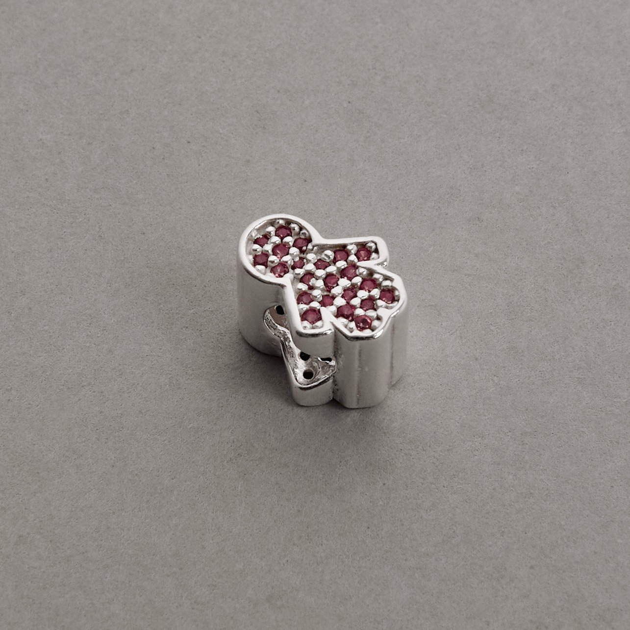 Berloque separador menina cravejada rosa 10mm