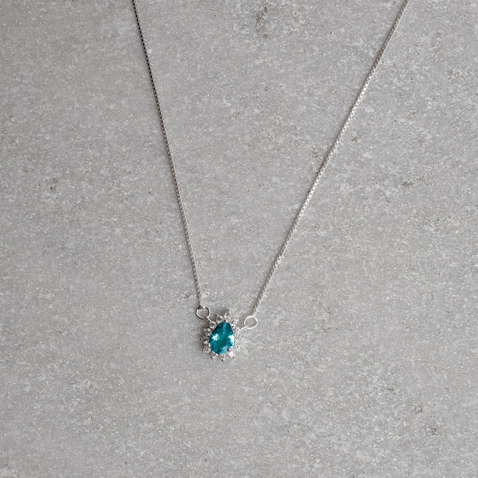 Colar zircônia gota turquesa com cravejado 11mm v15 45cm