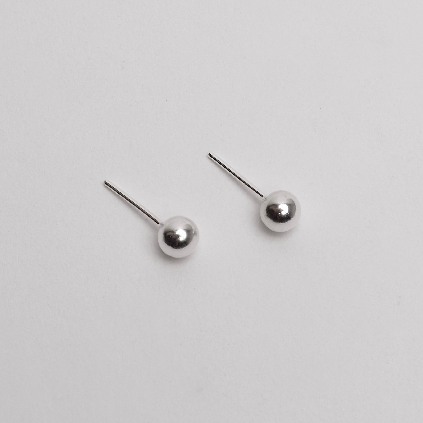 Brinco bola 5mm