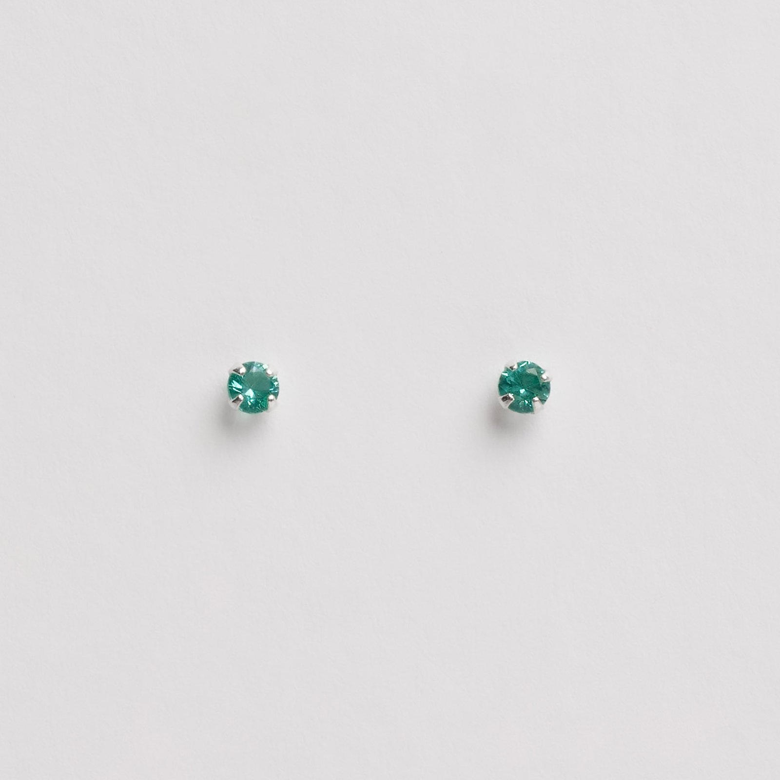 Brinco zircônia redonda turmalina 3mm