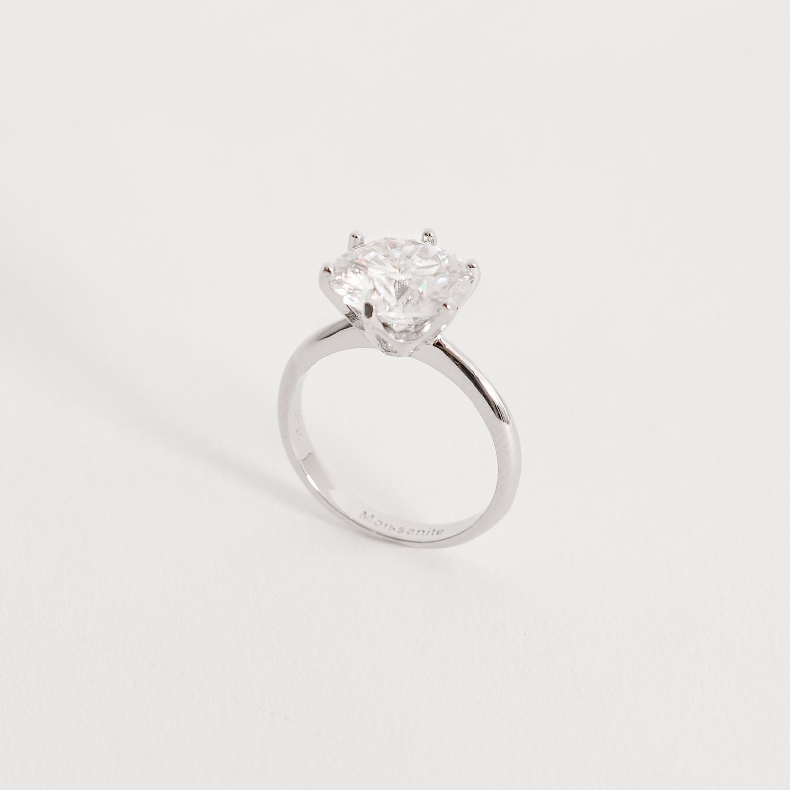 Anel solitário moissanite 10mm ródio