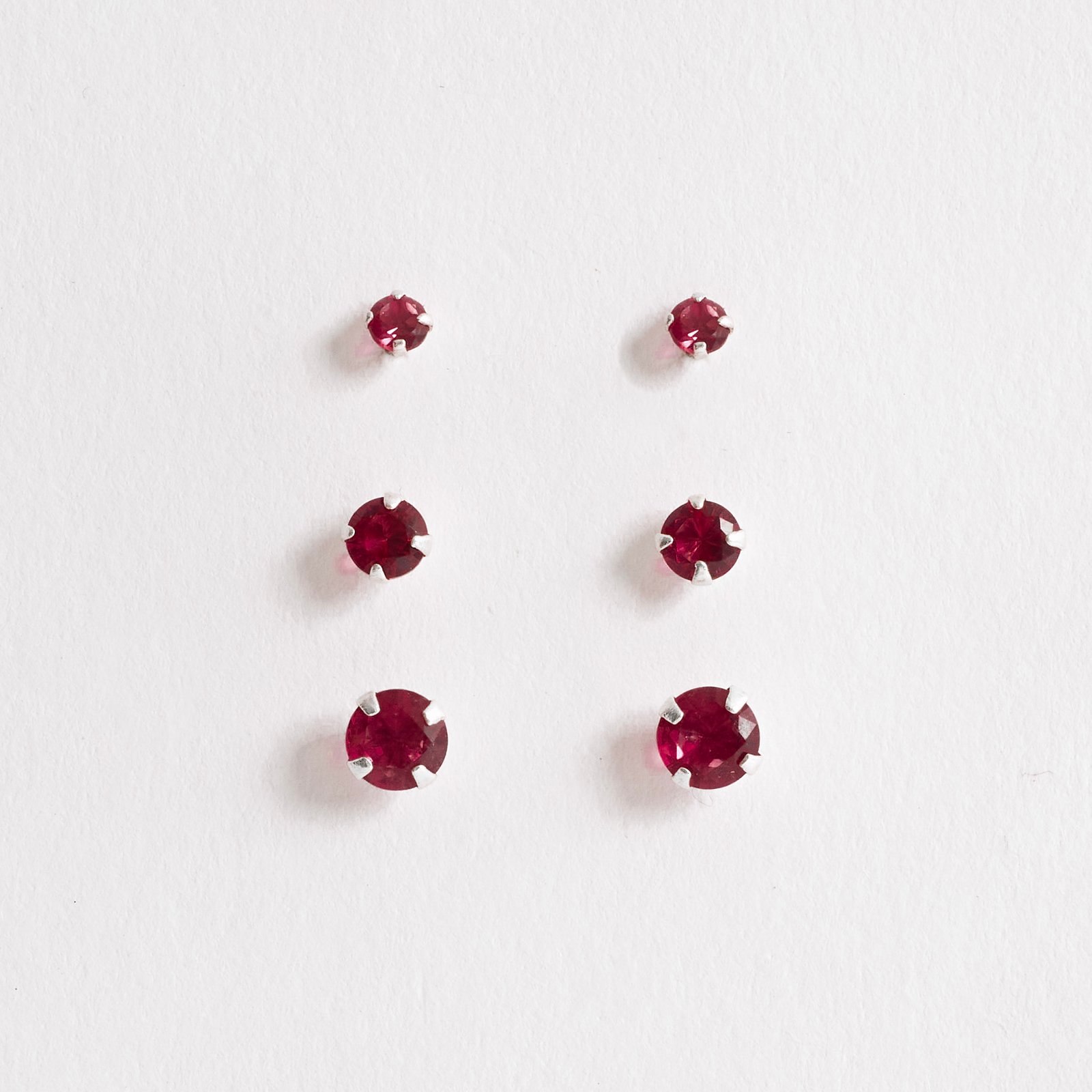 Trio zircônia redonda 3, 4 e 5mm rubi
