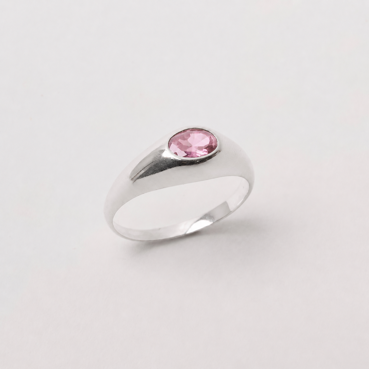 Anel zircônia oval rosa