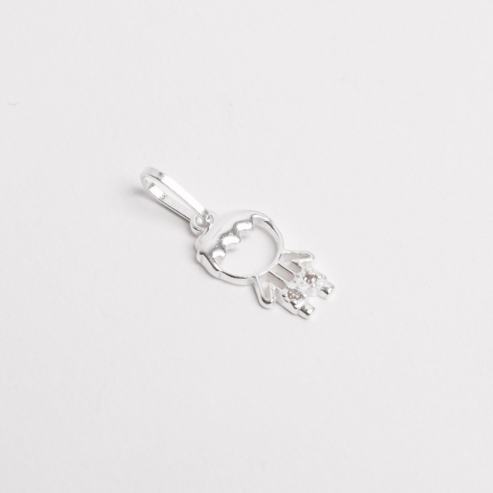 Pingente menino detalhe zircônias 12mm