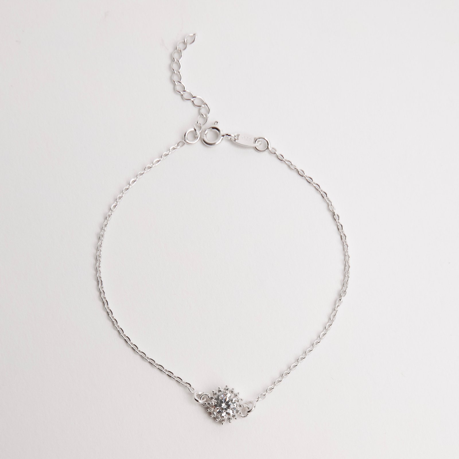 Pulseira entremeio zircônia redonda com cravejado 8mm 17+3cm