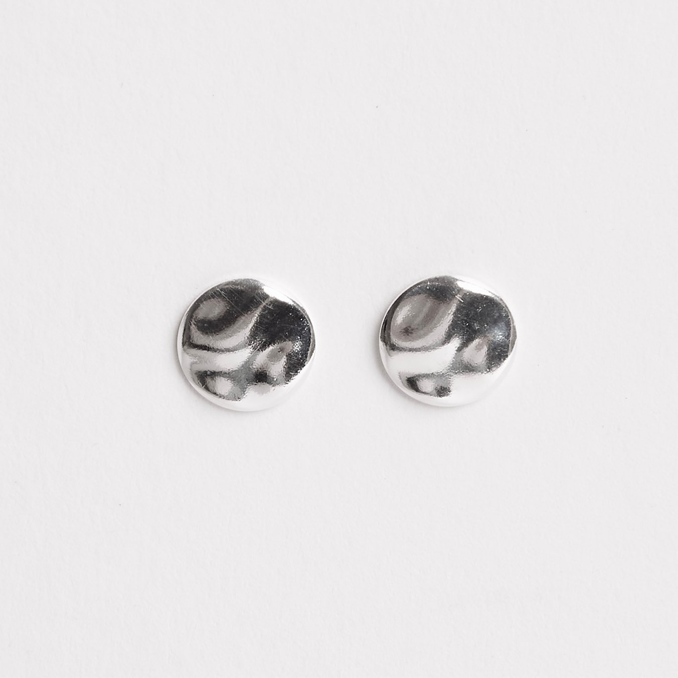 Brinco círculo ondulado 10mm