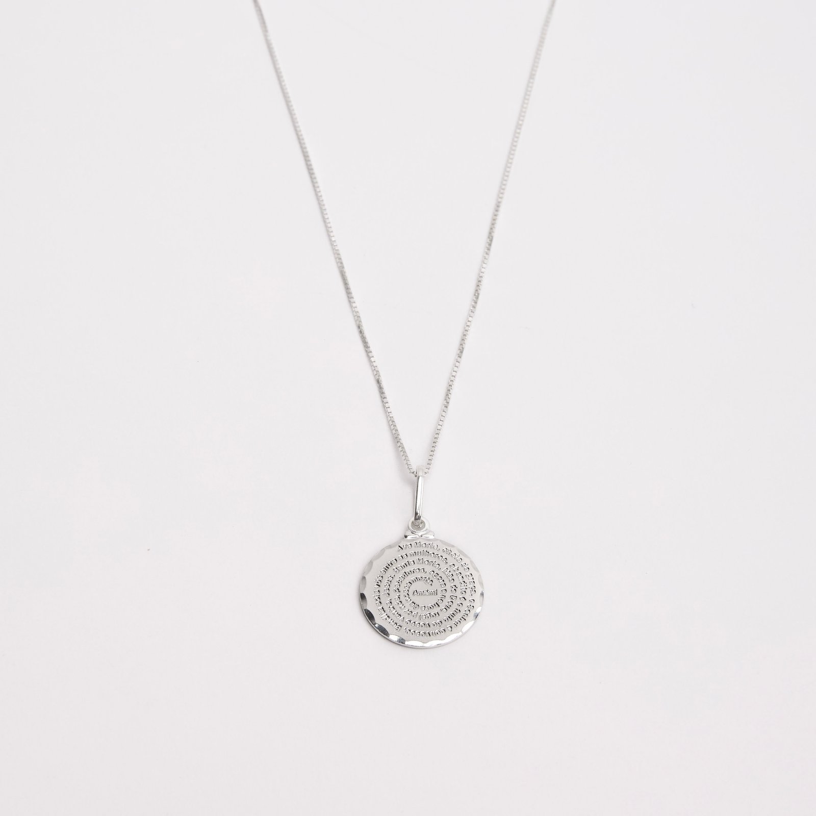 Colar pingente medalha Ave Maria 15mm 45cm