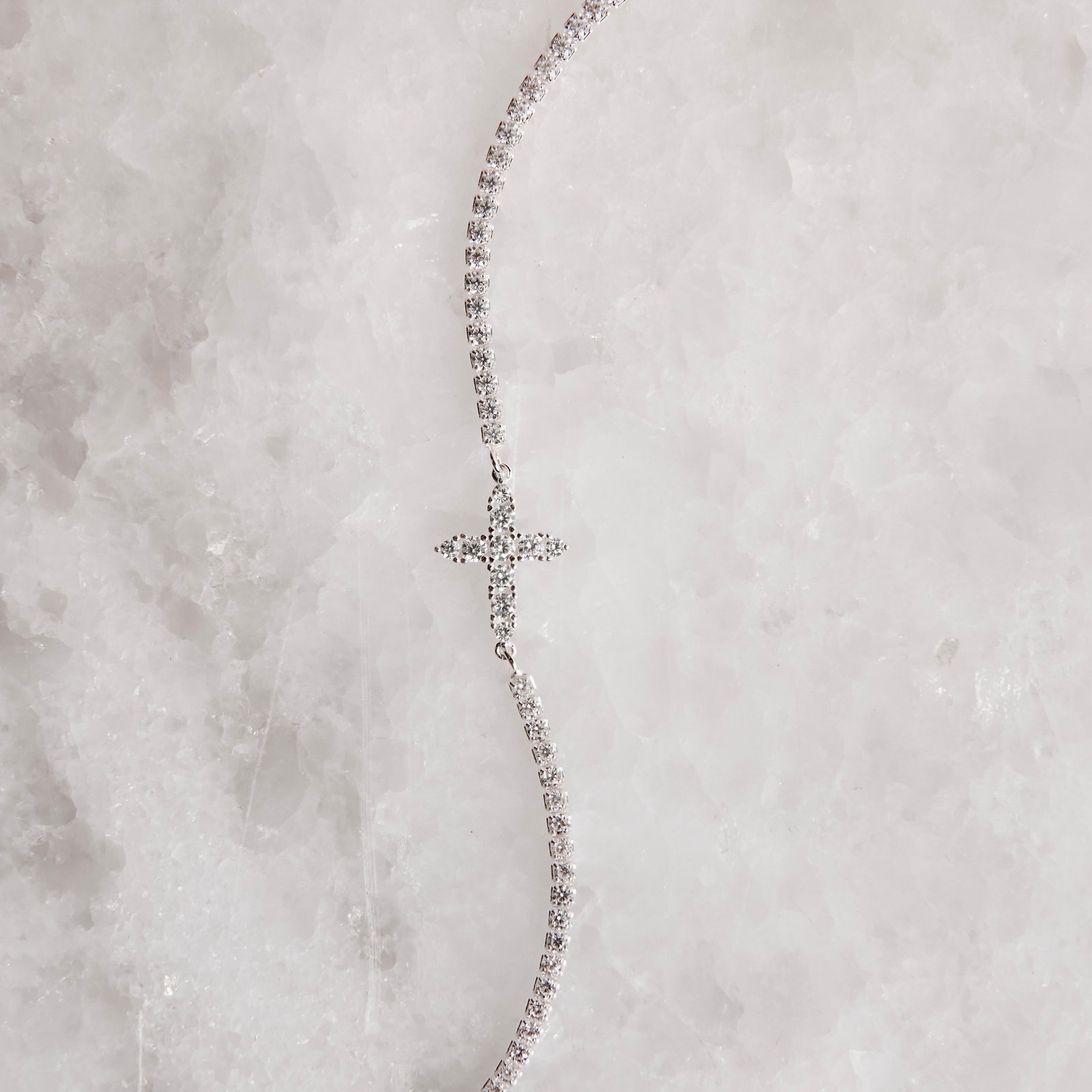 Pulseira Riviera 2.0 entremeio cruz 16+4cm